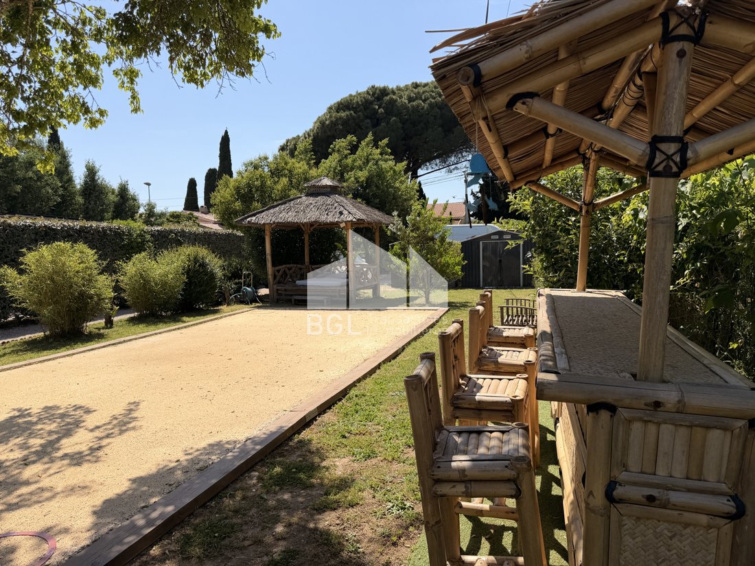 House in Nord Est, Bormes-les-Mimosas, France 3 - 18041257