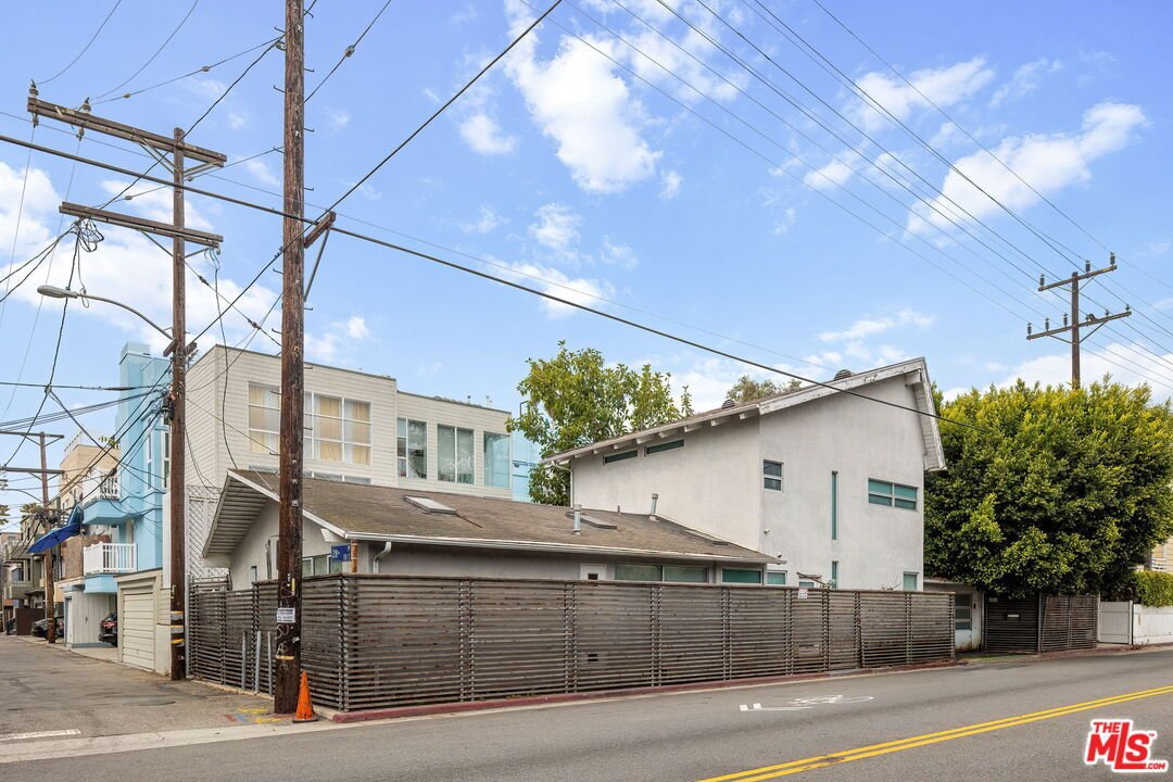 House in Los Angeles, California, United States 3 - 18047168