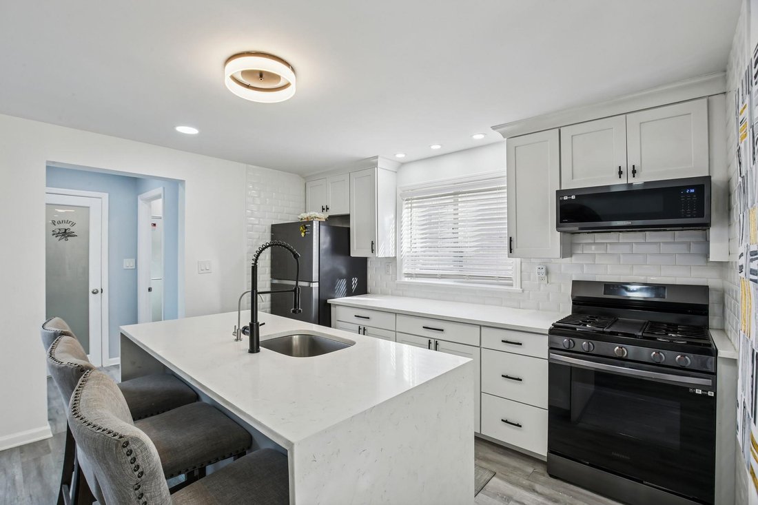 House in Bayonne, New Jersey, United States 5 - 18038148