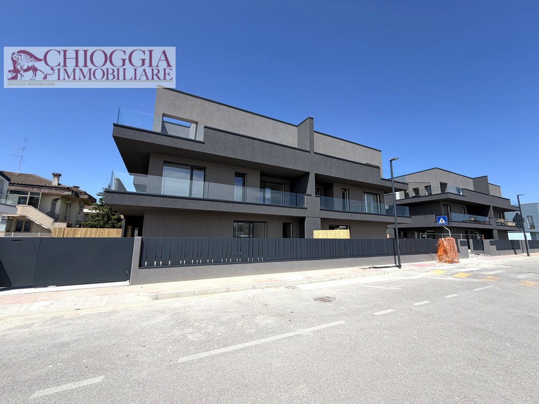 House in Sottomarina, Chioggia, Veneto 2 - 15860371