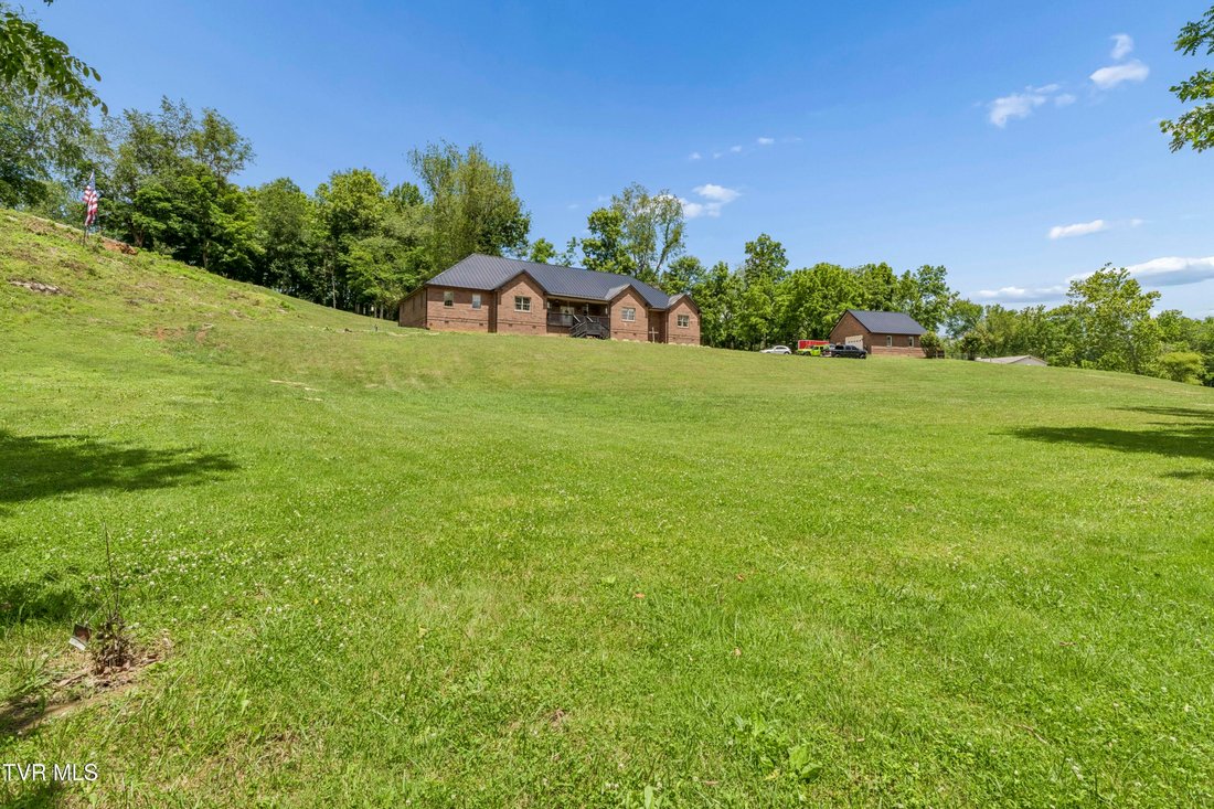 House in Bristol, Tennessee, United States 4 - 18040796