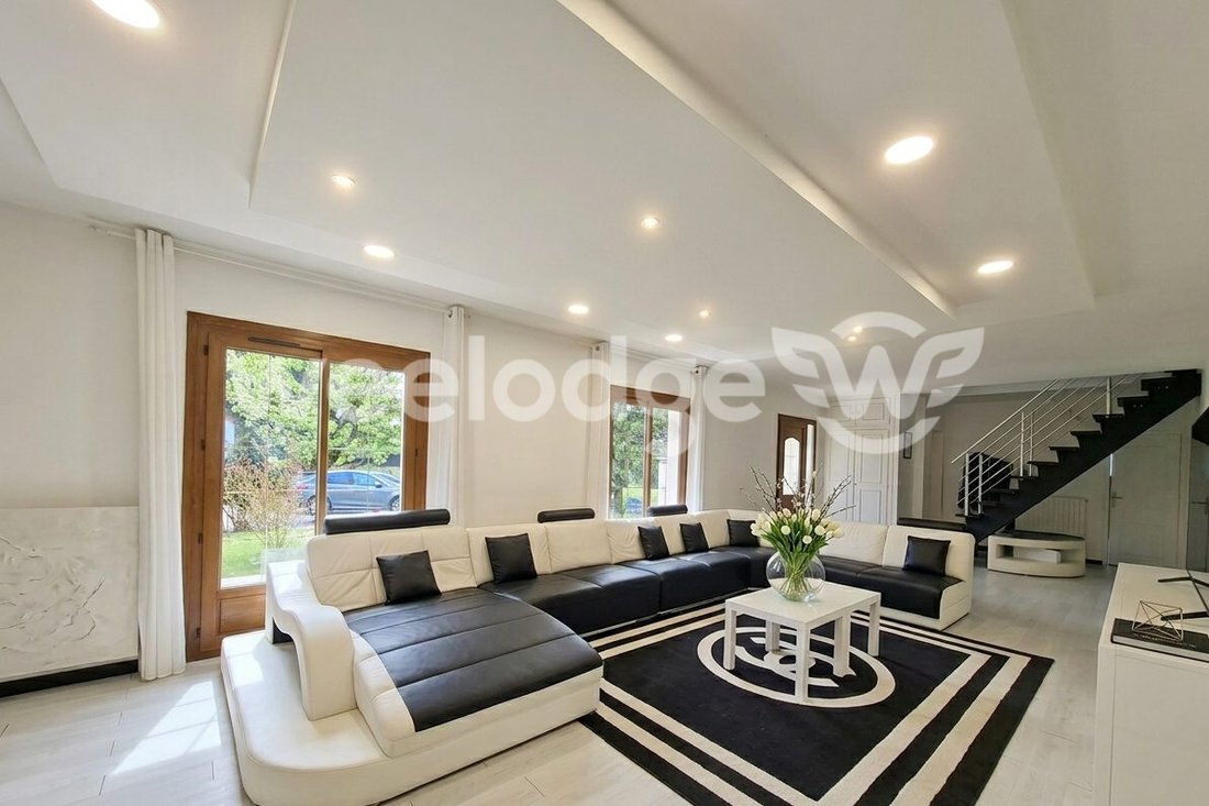 House in Villemarechal, Ile-de-France, France 1 - 18049514