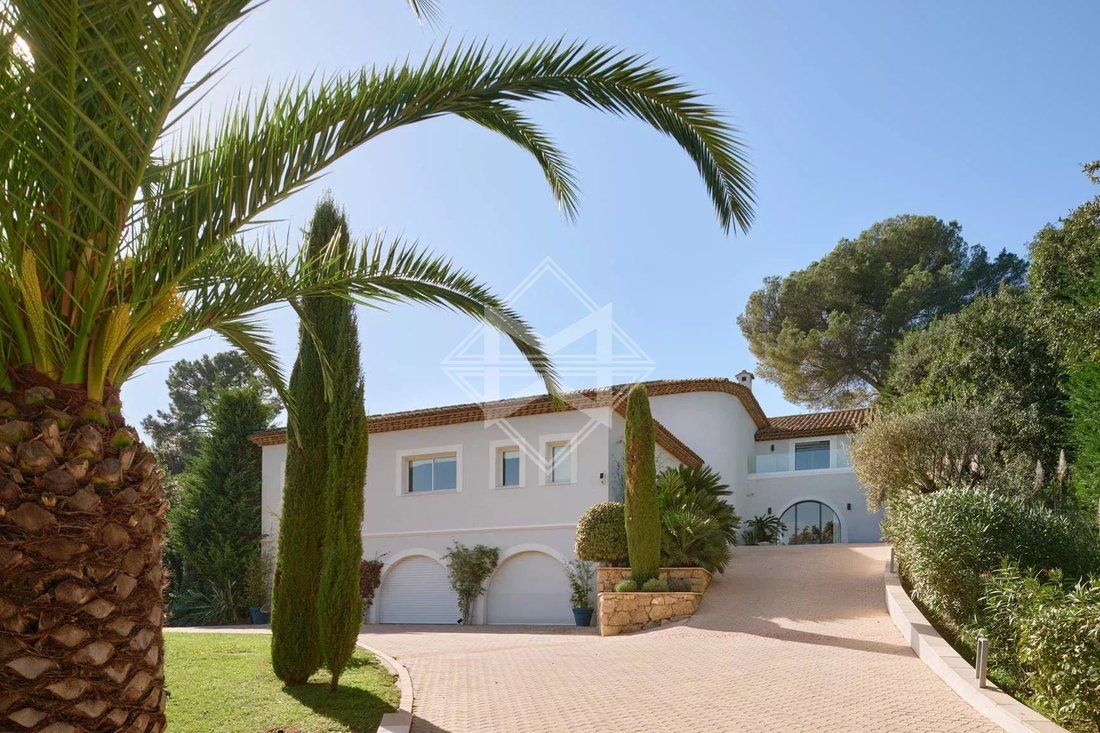 Villa in Valbonne, Provence-Alpes-Côte d'Azur, France 3 - 18038000