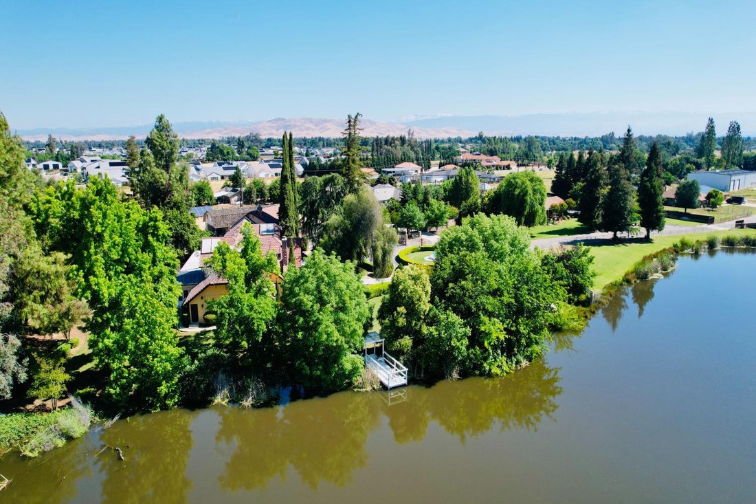 House in Clovis, California, United States 3 - 18040403