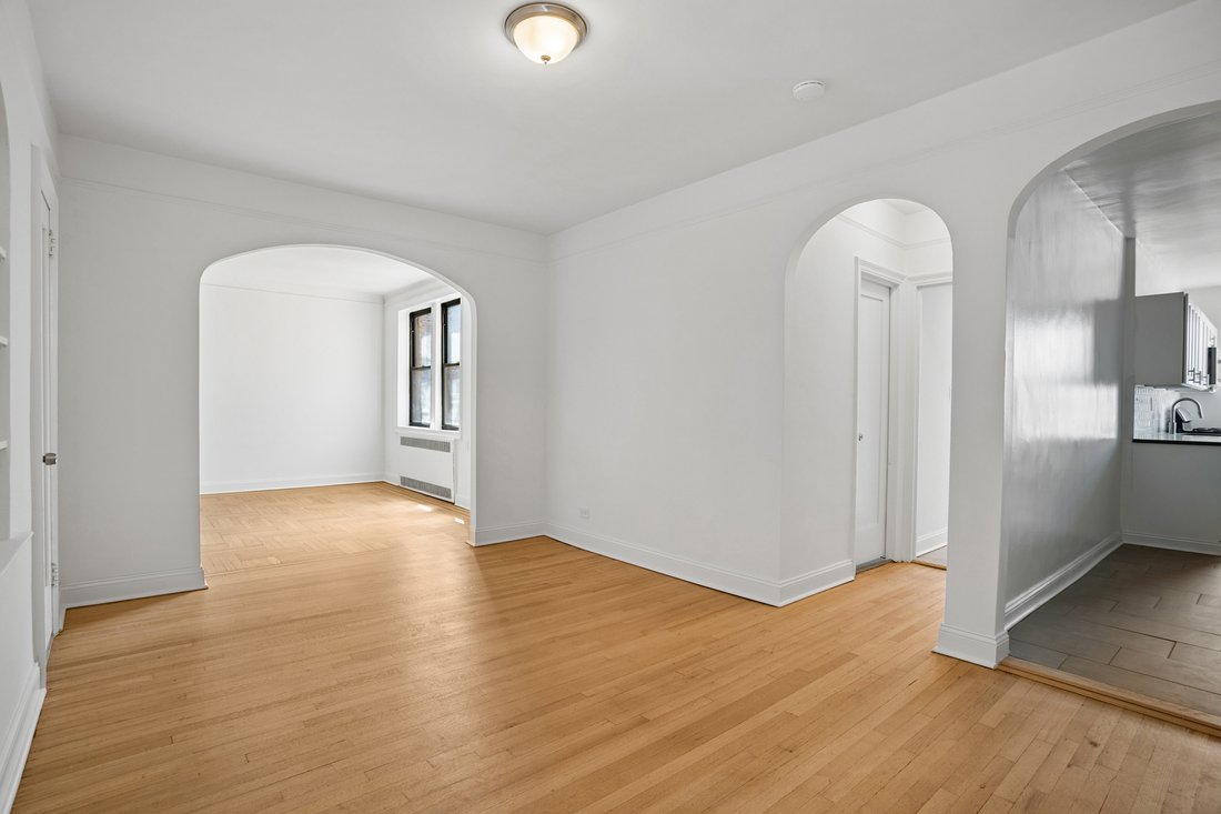 Co Op in New York, New York, United States 3 - 18047147