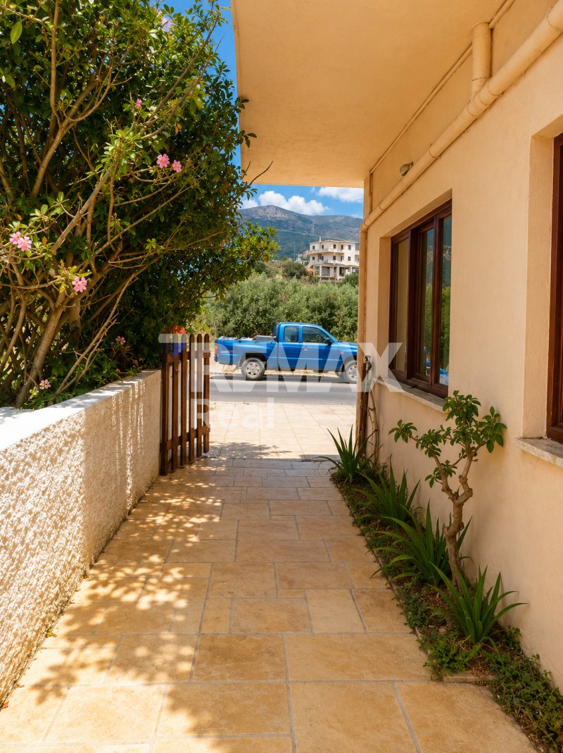 House in Community of Agios Stefanos, Makry Gialos, Greece 3 - 18050487