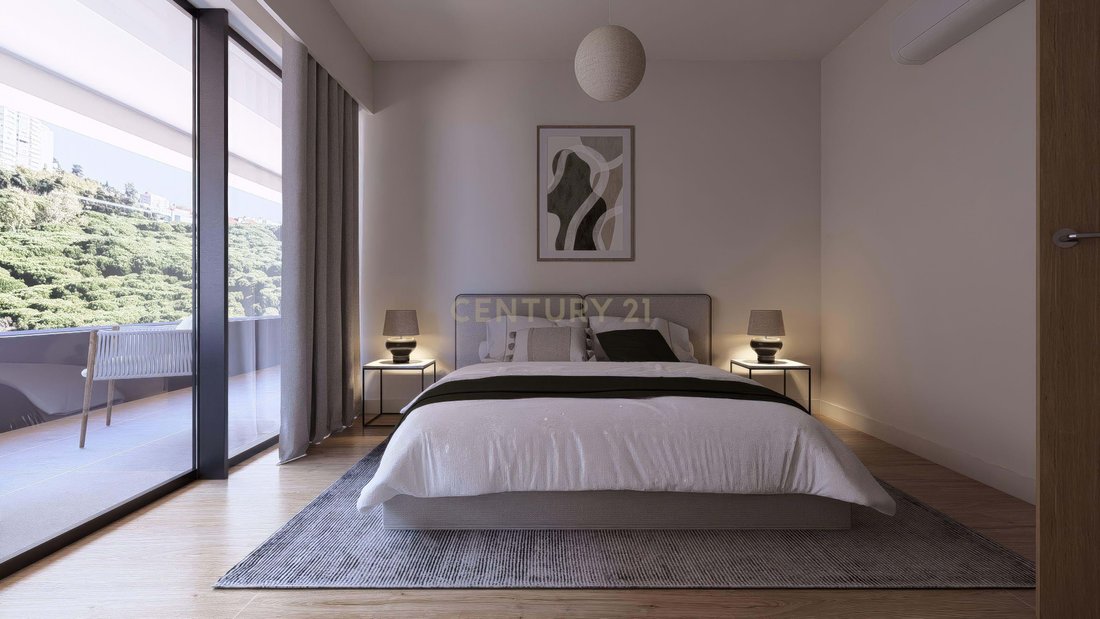 Apartment in Alges, Lisbon, Portugal 4 - 18039272
