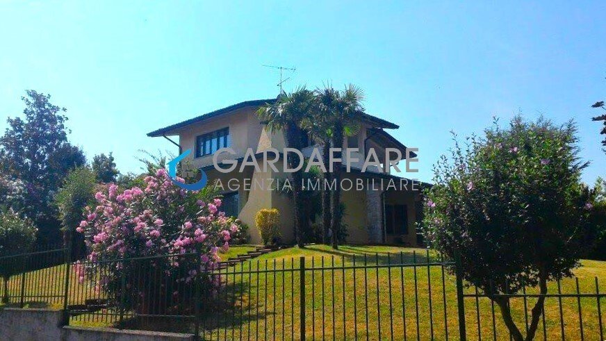 Villa in Manerba del Garda, Lombardy, Italy 4 - 18048106