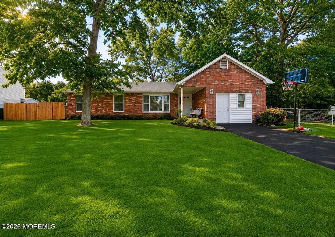 House in Lakewood Township, New Jersey, United States 1 - 18034924