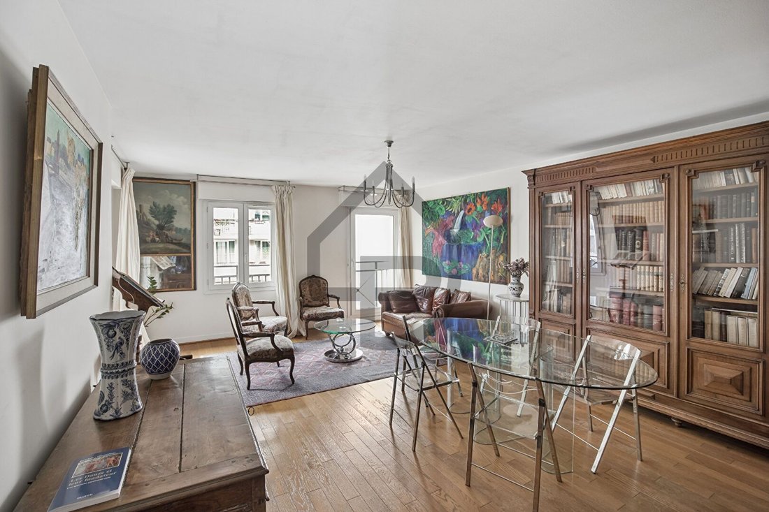 Apartment in Léon-Blum Folie-Regnault, Paris 11e Arrondissement, Paris 2 - 18040912
