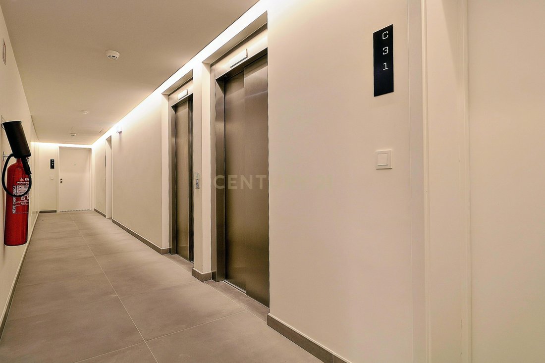Apartment in Avenidas Novas, Lisbon, Portugal 4 - 18039997