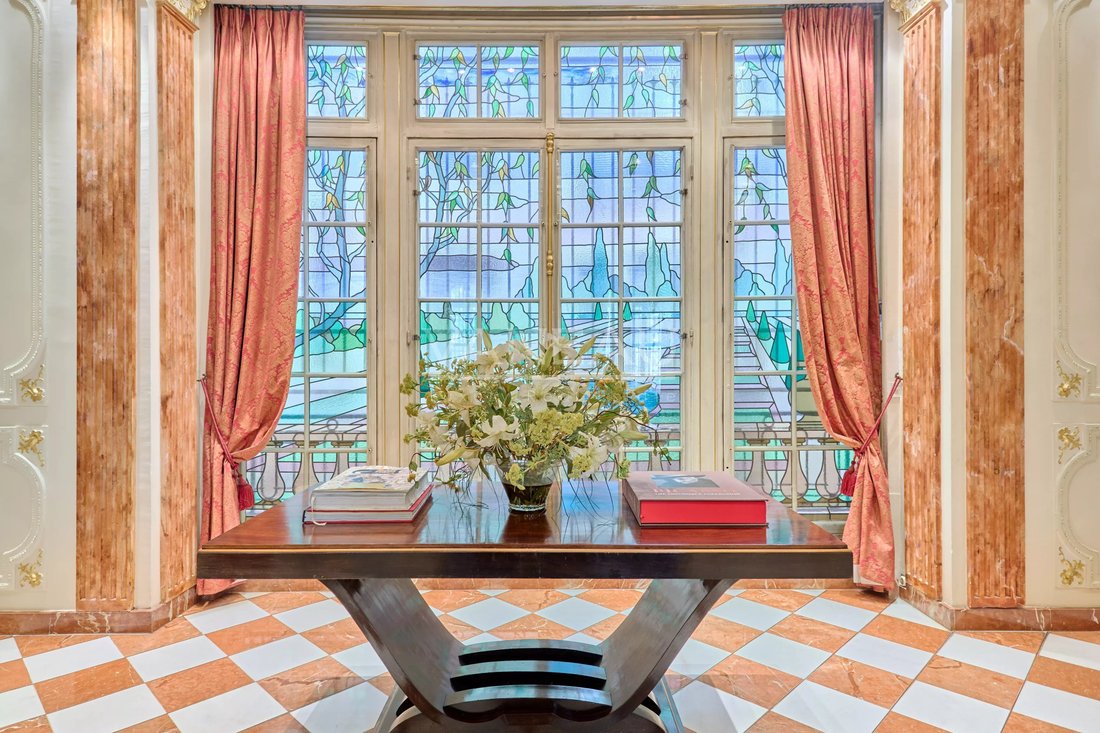 Apartment in Porte Dauphine, Paris 16e Arrondissement, Paris 4 - 18047312