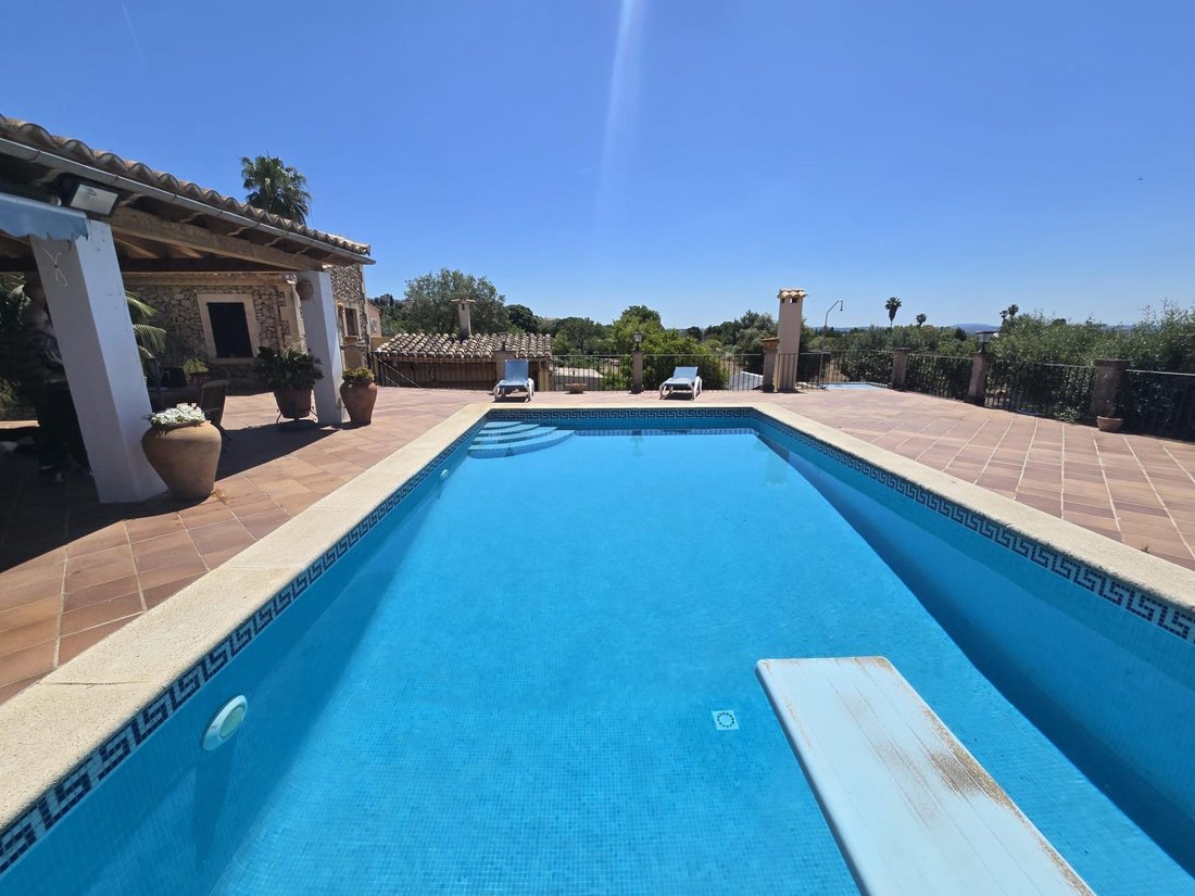 Villa in Campanet, Balearic Islands, Spain 1 - 18040193