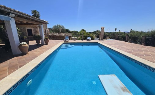 Villa in Campanet, Balearic Islands, Spain 1