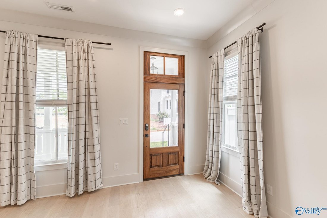 House in Redstone Arsenal, Alabama, United States 5 - 18048107