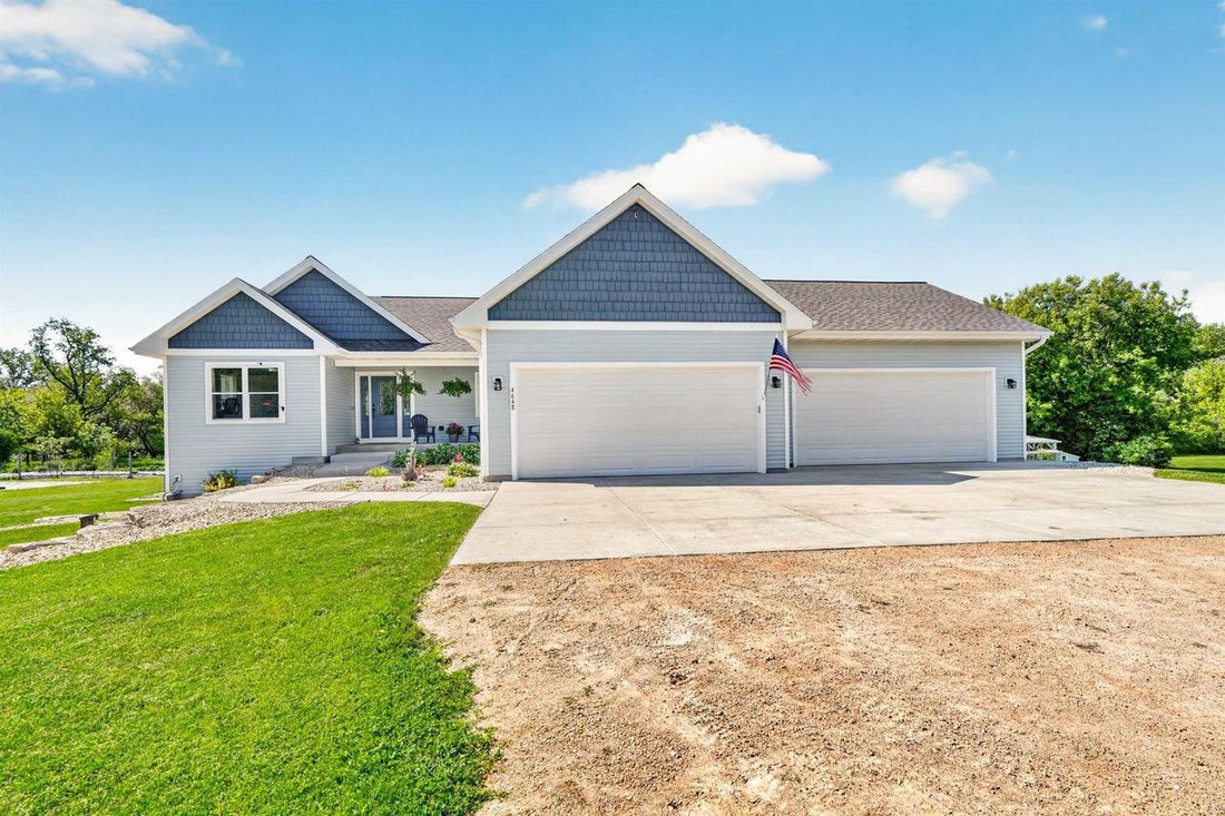 House in Cottage Grove, Wisconsin, United States 3 - 18041704