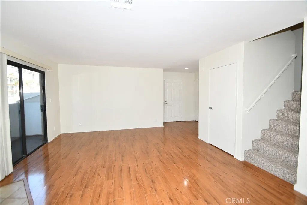 Los Angeles, California, United States 3 - 16522999