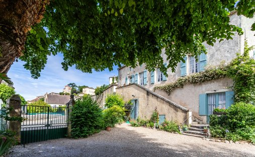 House in Puy-l'Évêque, Occitania, France 1