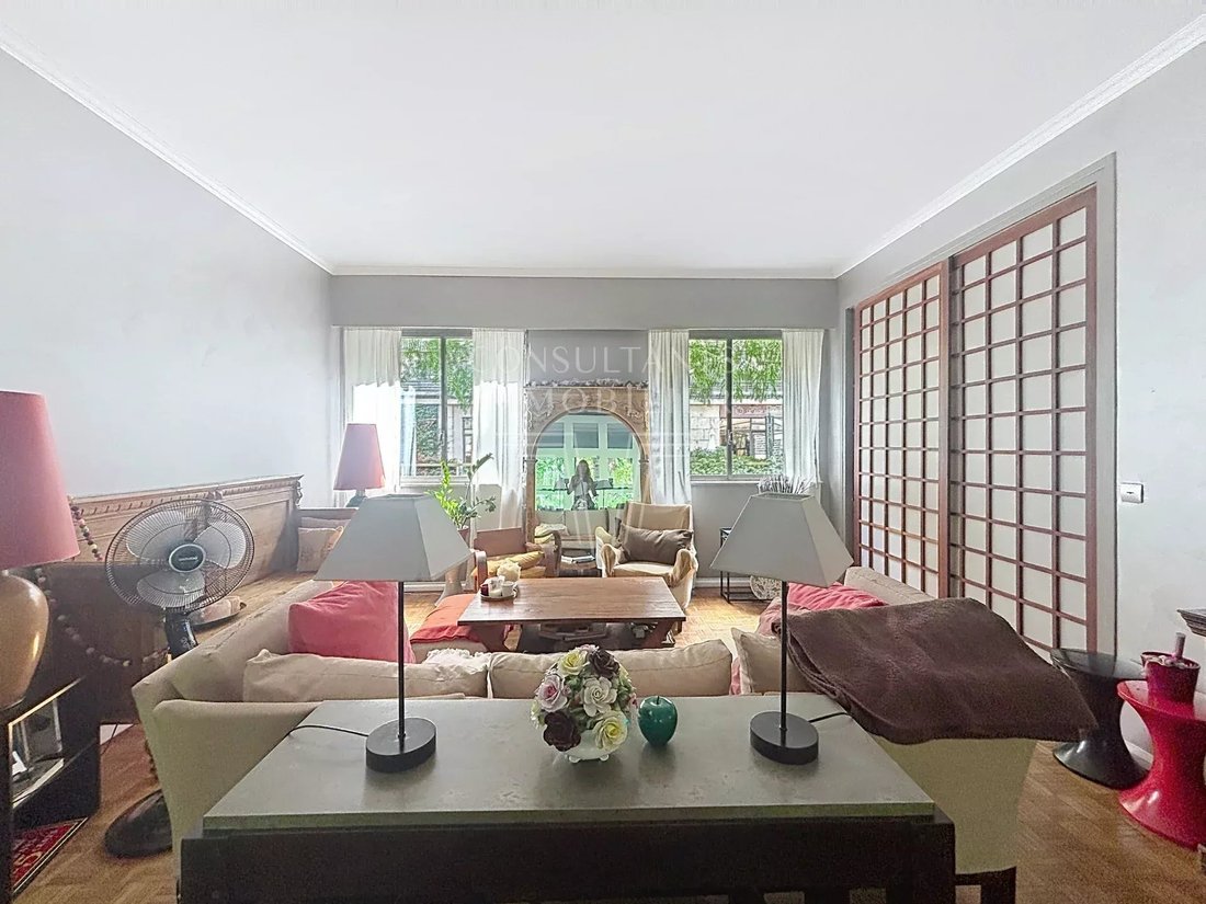 Apartment in Saint James-Général Koenig, Neuilly-sur-Seine, France 5 - 17009880