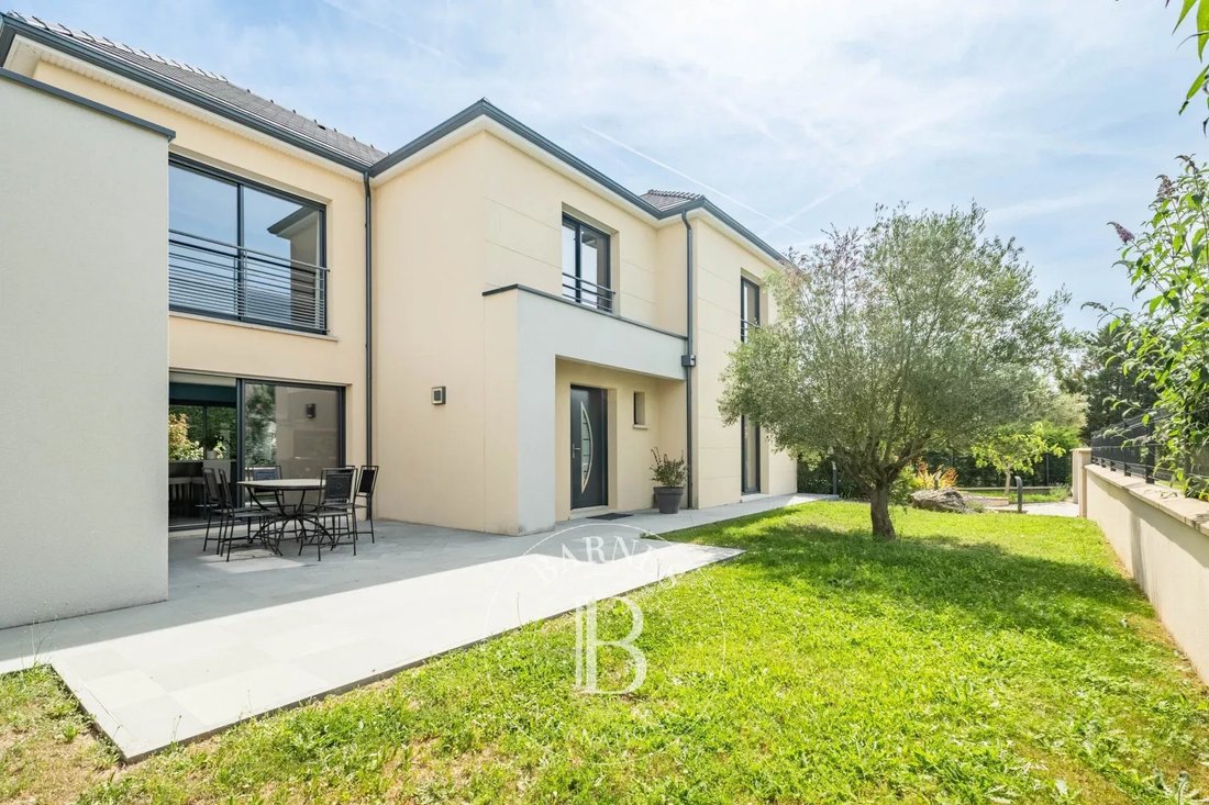 House in Sud, Triel-sur-Seine, France 2 - 18045020
