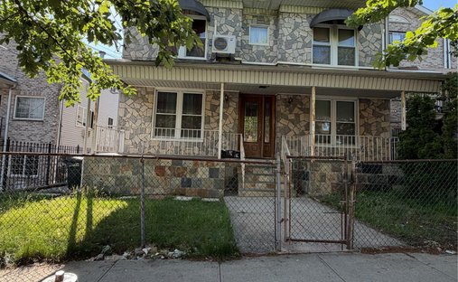 House in New York, New York, United States 1