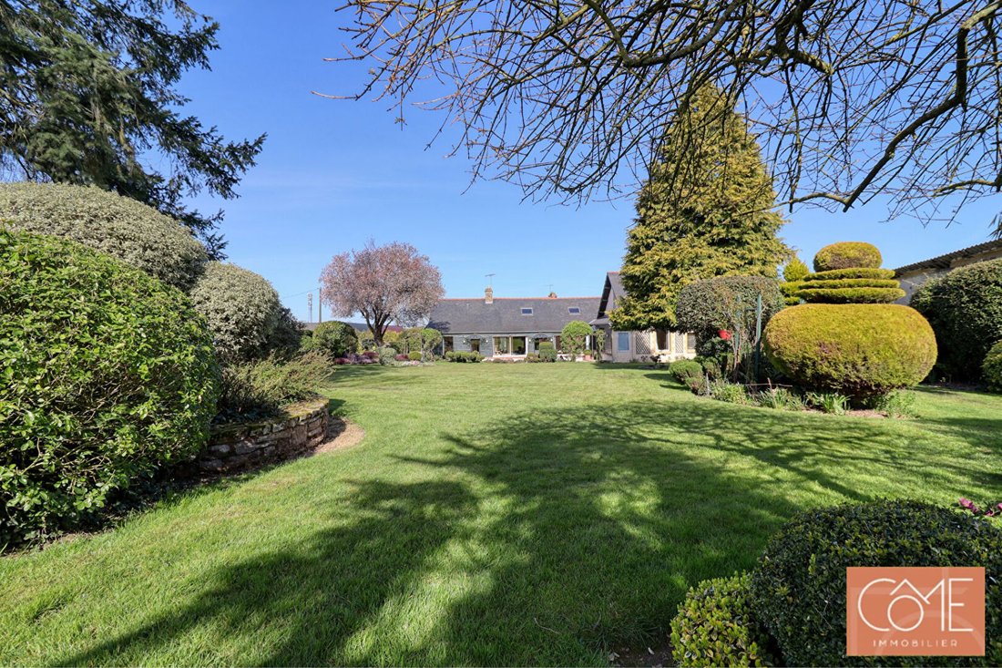 House in Endroit Joli, Liffre, France 1 - 18041072