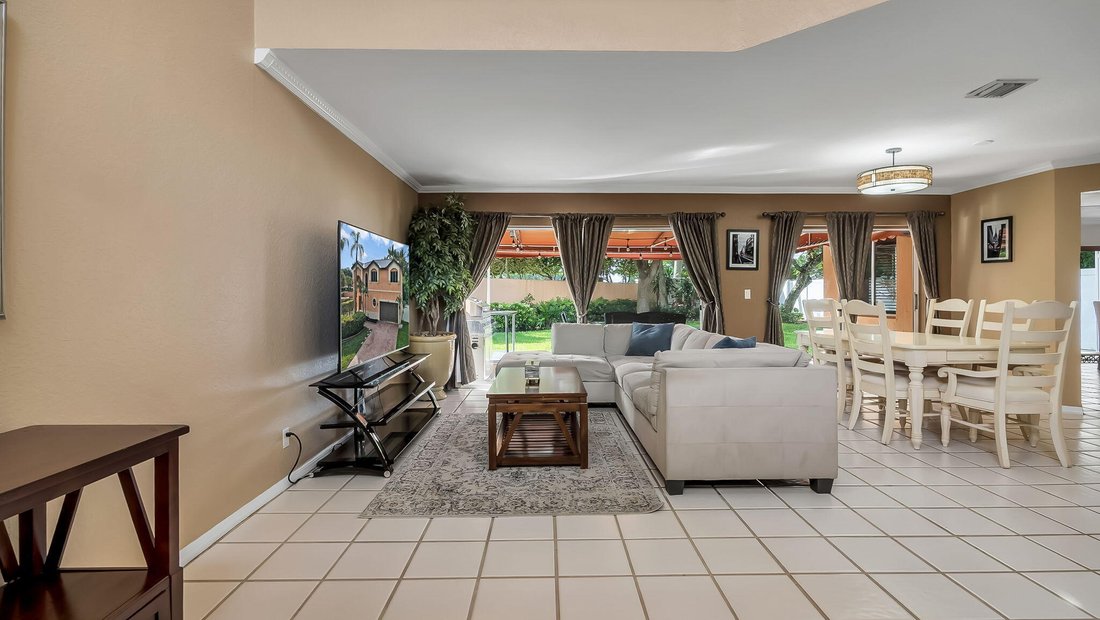 House in Pembroke Pines, Florida, United States 4 - 18040830