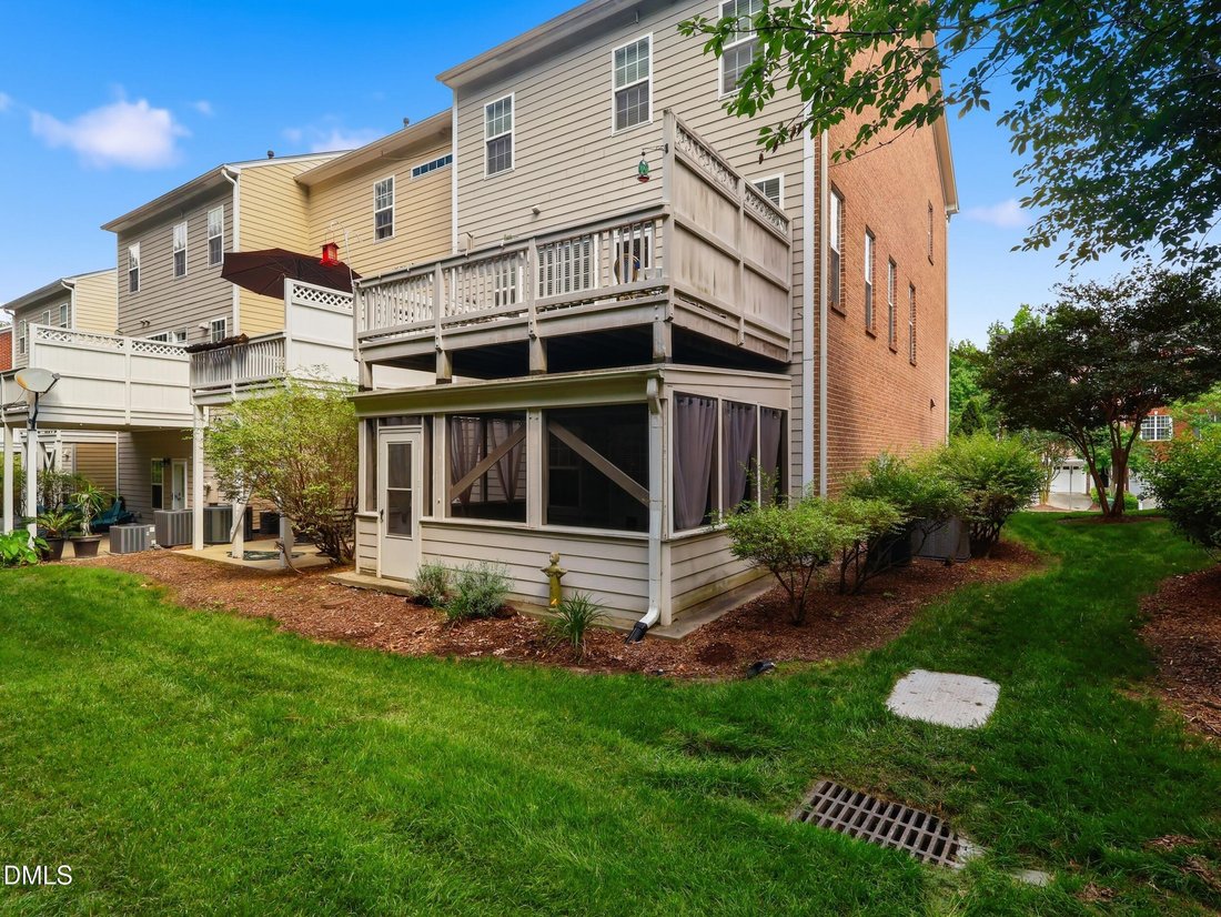 Townhouse in Cary, North Carolina, United States 2 - 18036385
