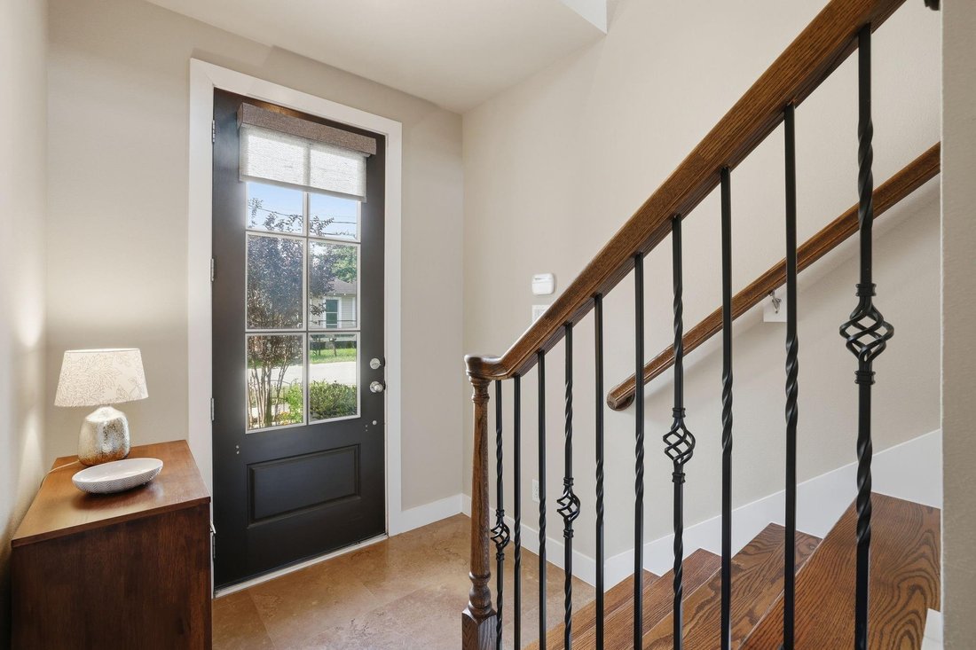 House in Houston, Texas, United States 3 - 18037191