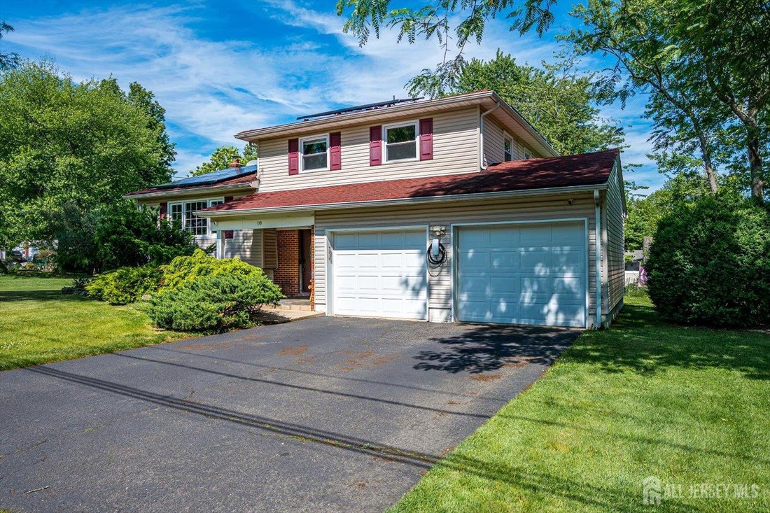 House in Metuchen, New Jersey, United States 4 - 18045358