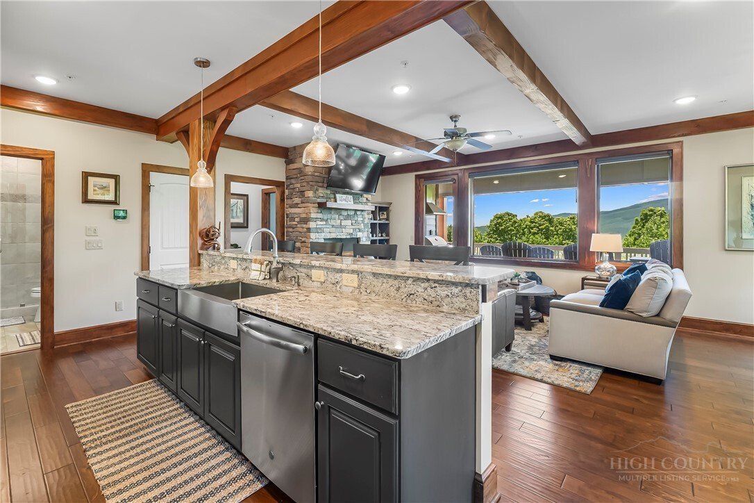 Condo in Boone, North Carolina, United States 3 - 18036171