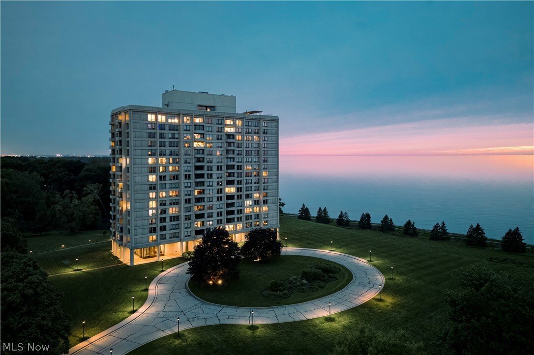 Condo in Bratenahl, Ohio, United States 3 - 18038873