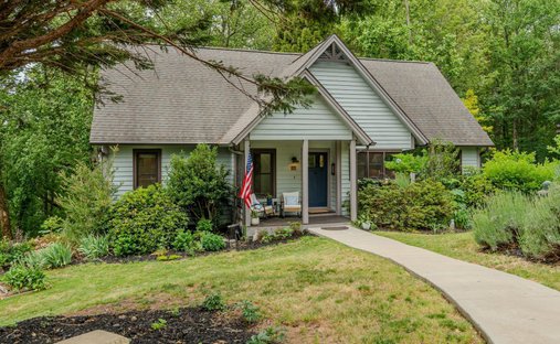 House in Landrum, South Carolina, United States 1
