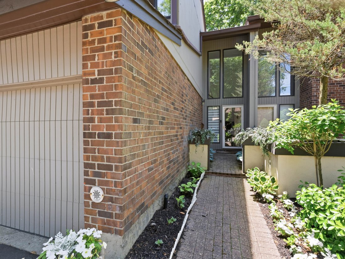 Condo in Jericho, New York, United States 2 - 18035557