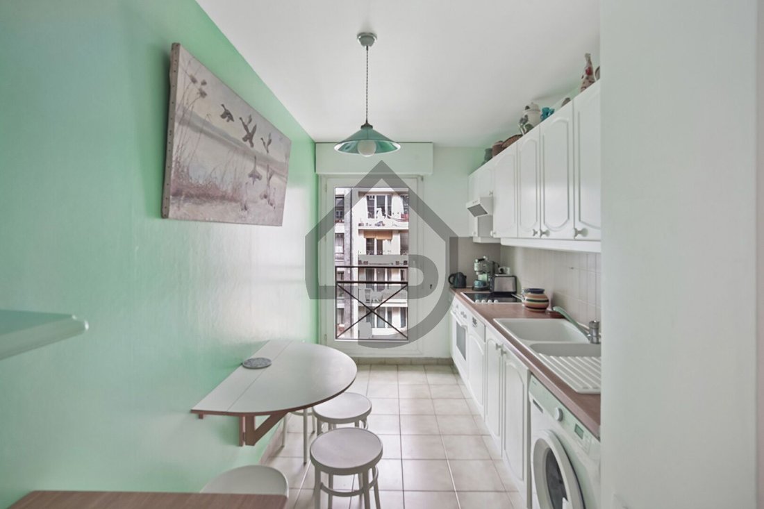 Apartment in Léon-Blum Folie-Regnault, Paris 11e Arrondissement, Paris 4 - 18040912