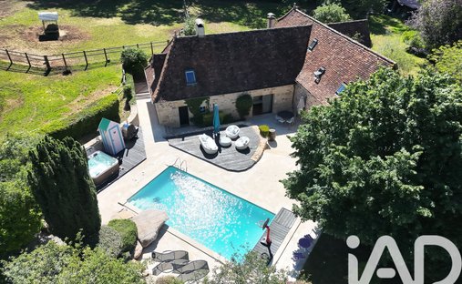 House in Le Bourg, Occitania, France 1
