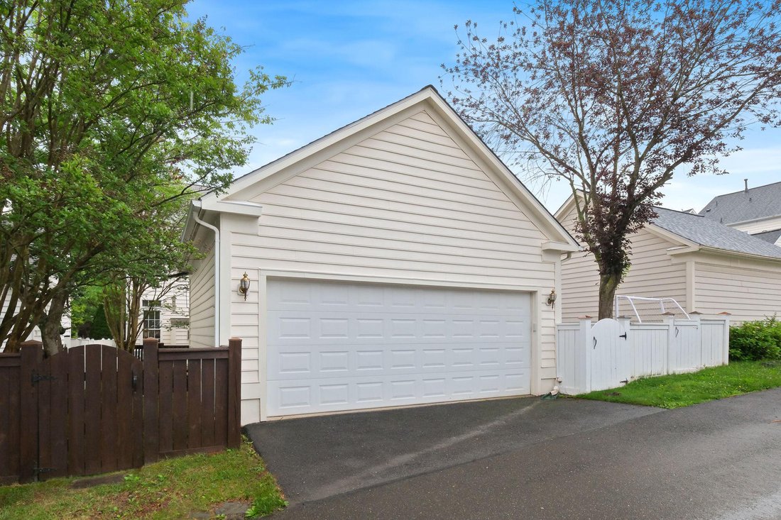 North Potomac, Maryland, United States 5 - 18039926
