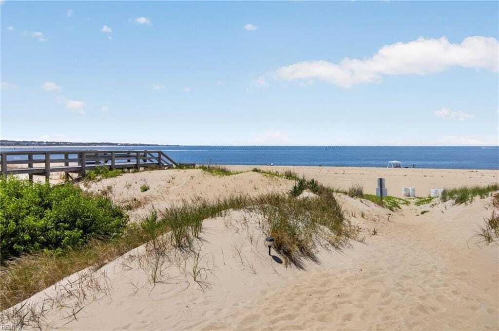 Condominio en Virginia Beach, Virginia, Estados Unidos 2 - 18041053