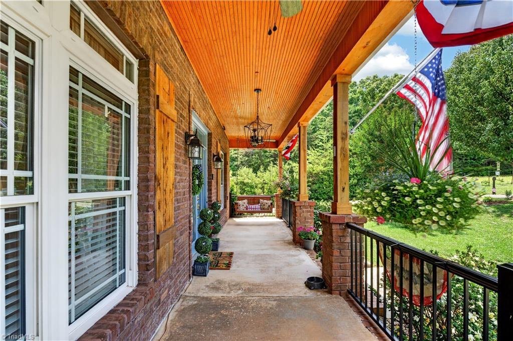 House in Tobaccoville, North Carolina, United States 5 - 18046655