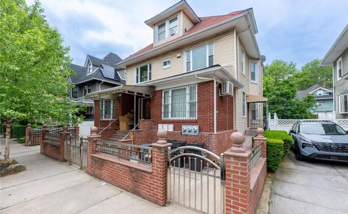 House in New York, New York, United States 1