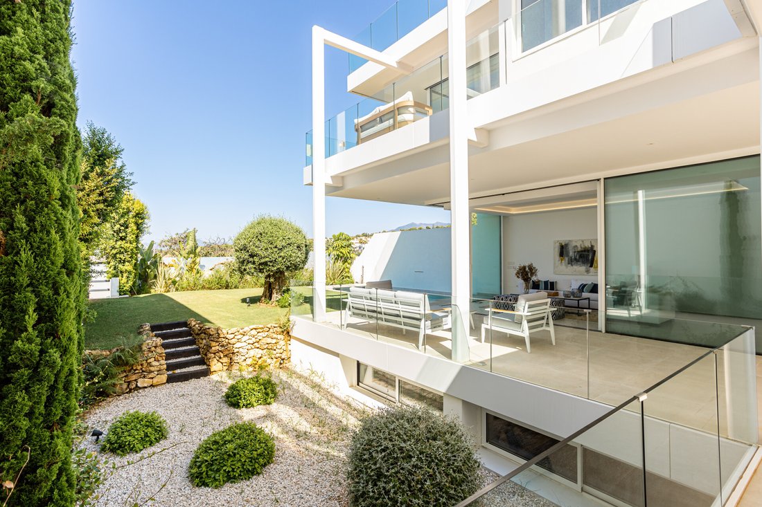 Villa in Marbella, Andalusia, Spain 1 - 17099771