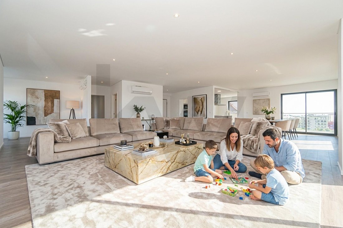 Apartment in Carnaxide e Queijas, Lisbon, Portugal 3 - 18038936