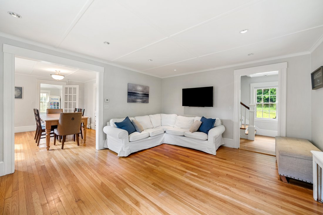 House in Weston, Massachusetts, United States 5 - 18039984