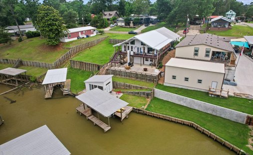 House in Point Blank, Texas, United States 1