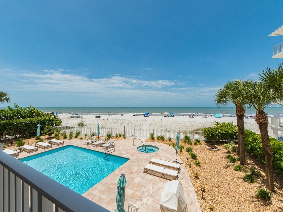 Condo in Indian Shores, Florida, United States 1 - 18040513