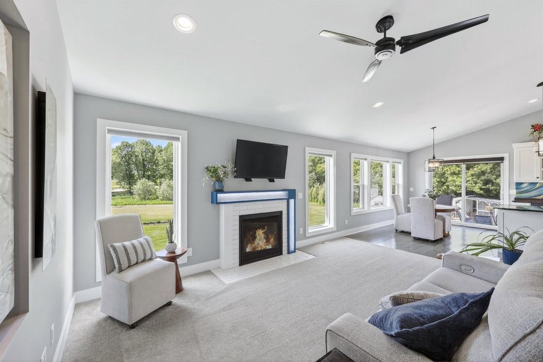 House in Cottage Grove, Wisconsin, United States 4 - 18041704