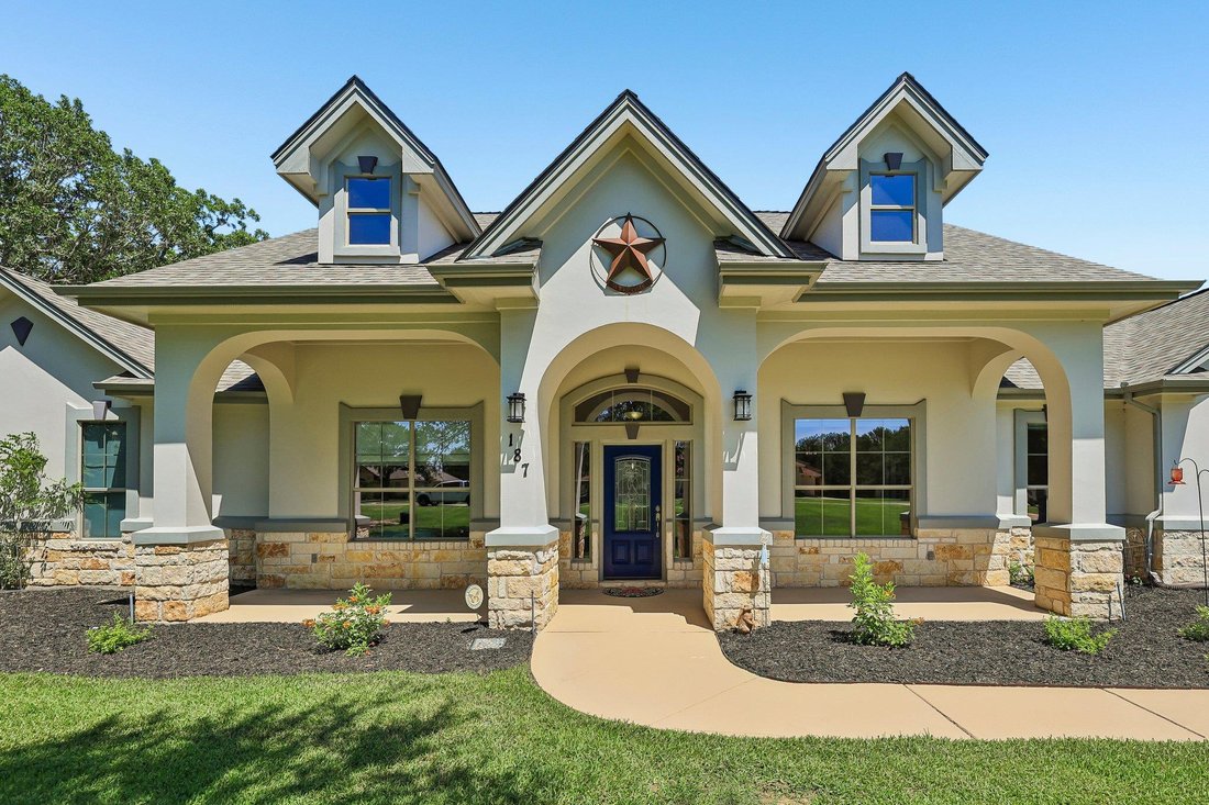 House in Bastrop, Texas, United States 2 - 18041431