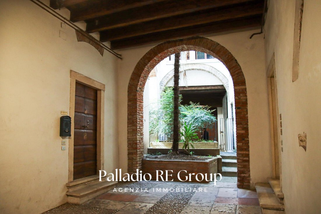 Apartment in Center, Vicenza, Veneto 1 - 18045832