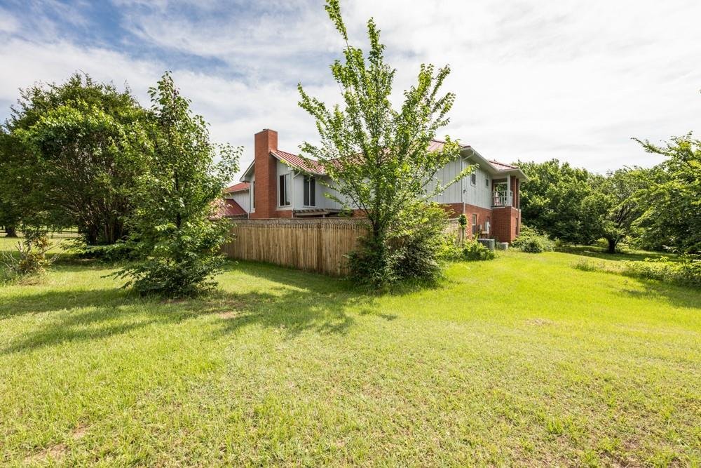 House in Lantana, Texas, United States 5 - 17988902