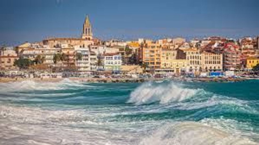 Palamos, Catalonia, Spain 5 - 18047298